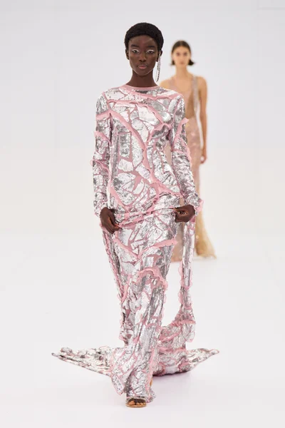 Look 30